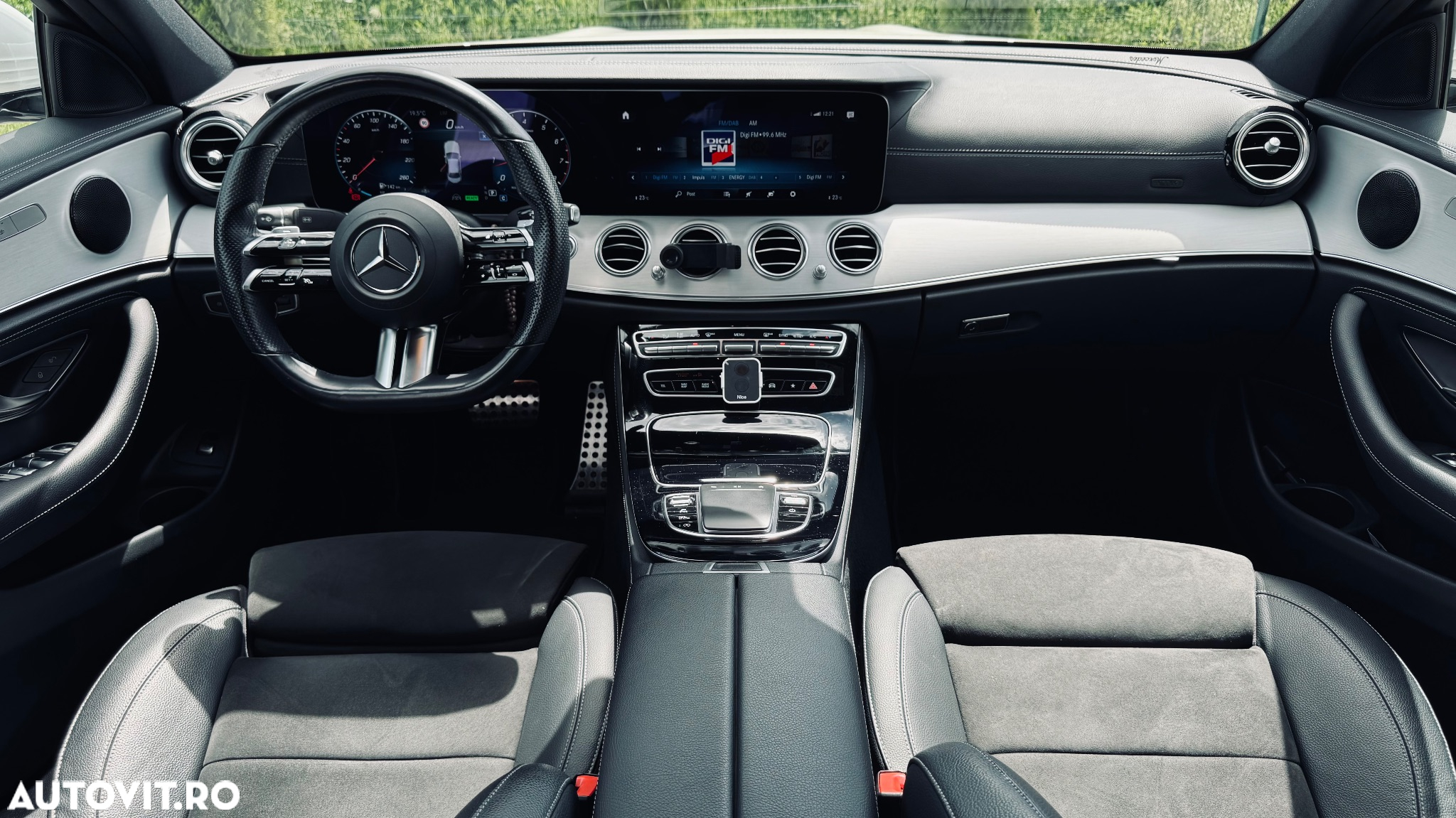 Mercedes-Benz E - 7