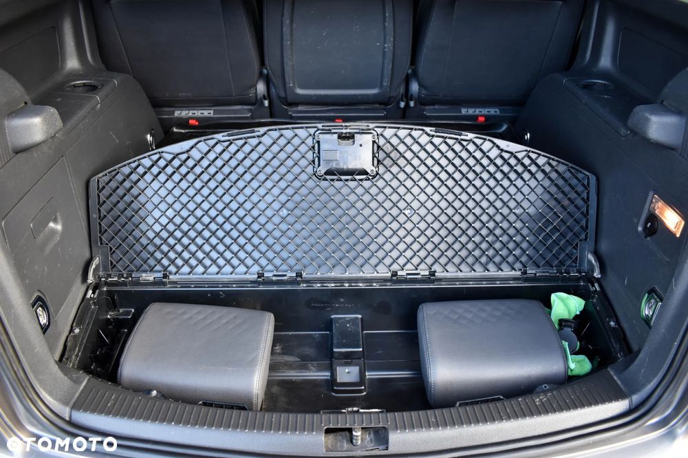 Volkswagen Touran 2.0 TDI DPF Cross - 22