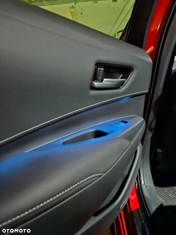 Toyota Corolla 2.0 Hybrid Comfort - 10