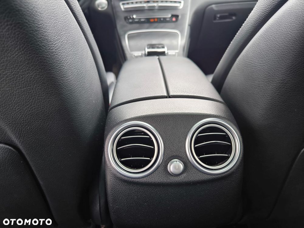 Mercedes-Benz GLC 300 4-Matic - 9