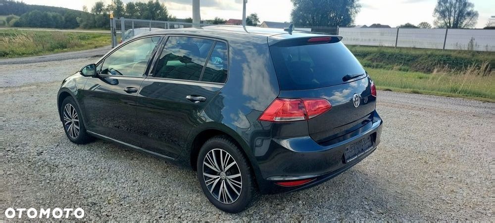 Volkswagen Golf 1.2 TSI BlueMotion Technology Allstar - 7