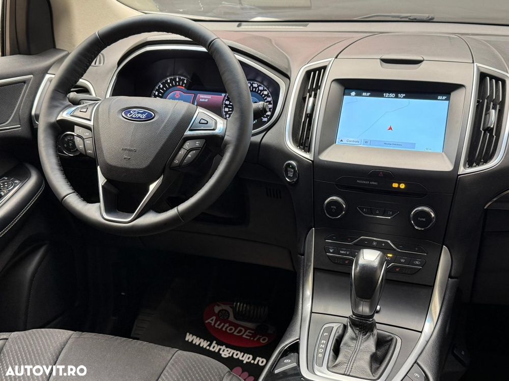 Ford Edge - 8