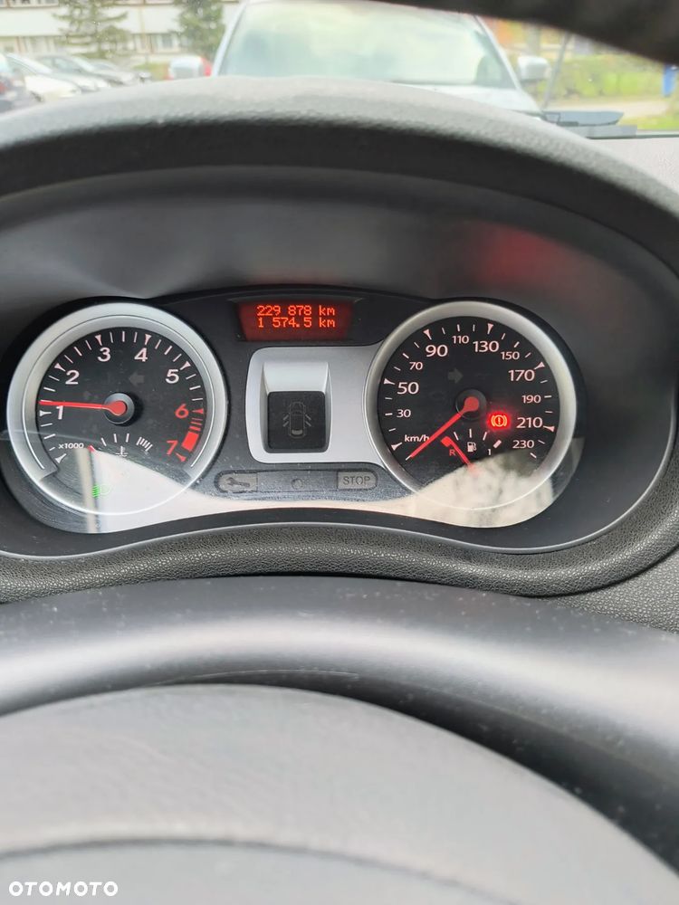Renault Clio - 10
