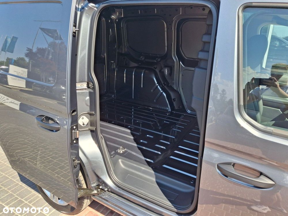 Volkswagen Caddy - 11