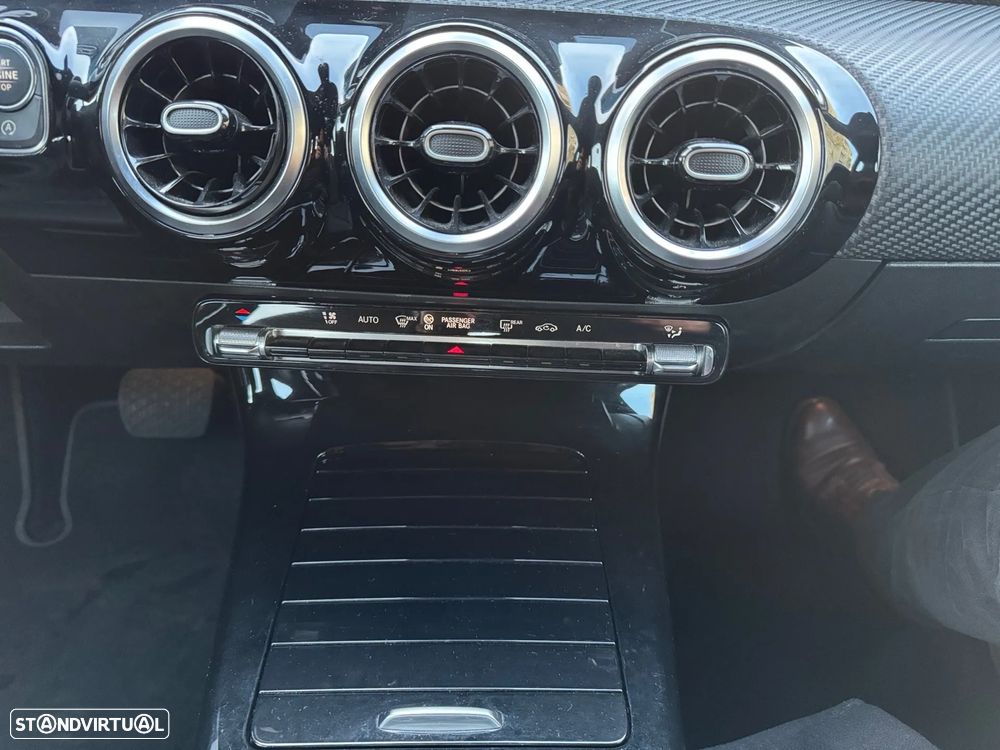 Mercedes-Benz A 180 d Style Plus Aut. - 27