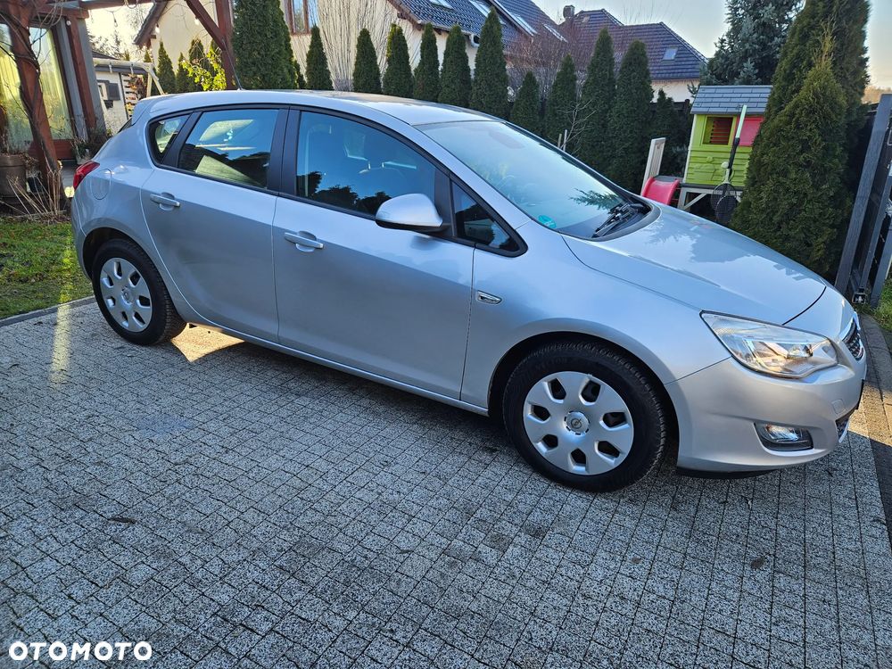 Opel Astra 1.6 Innovation - 5