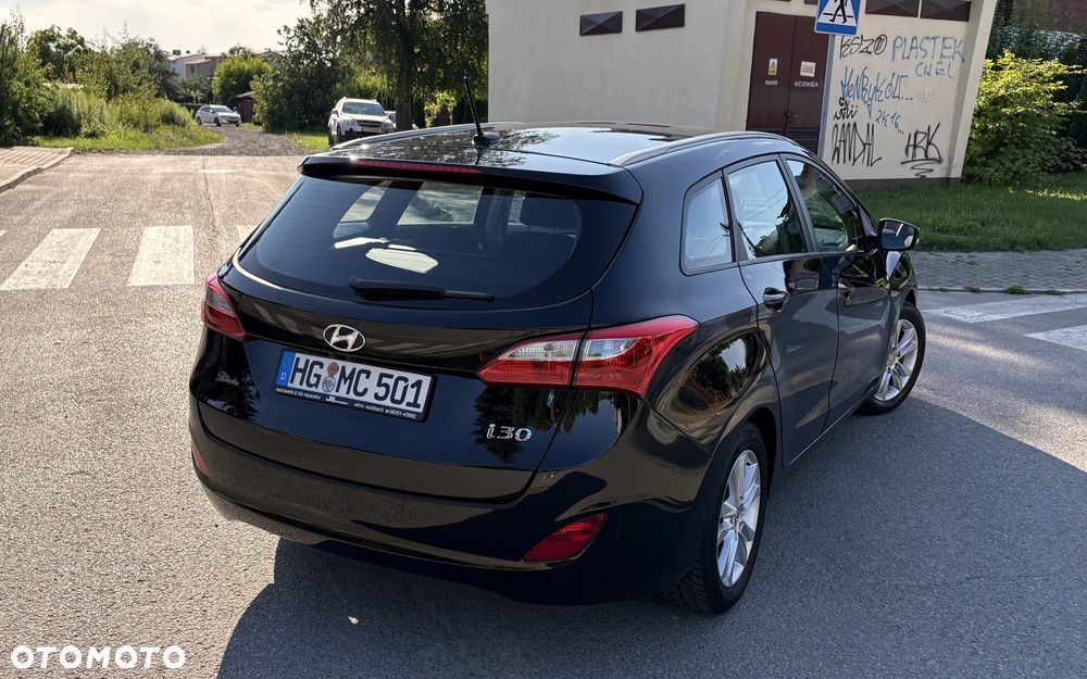 Hyundai i30 1.4 Premium - 6