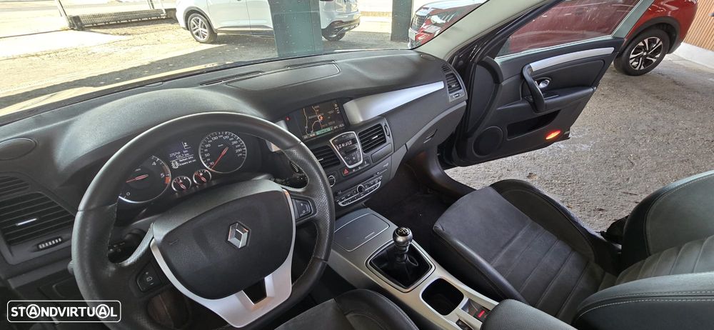 Renault Laguna Break 2.0 dCi GT - 14