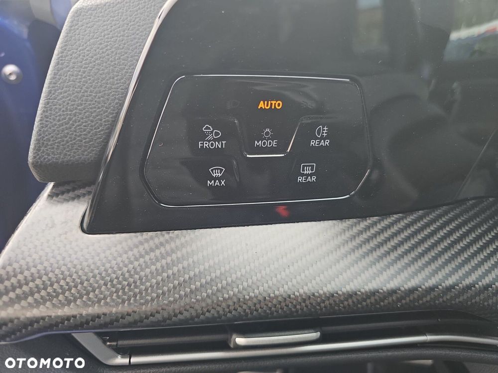 Volkswagen Golf Variant 2.0 TSI 4Motion R - 17