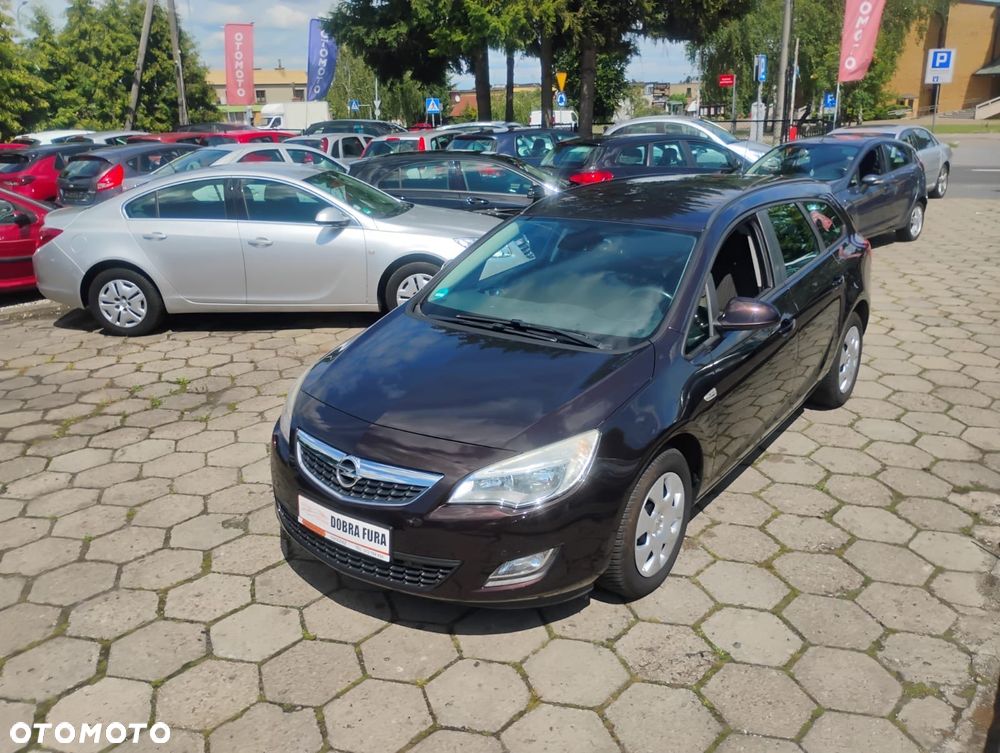 Opel Astra 1.4 Turbo 150 Jahre - 1