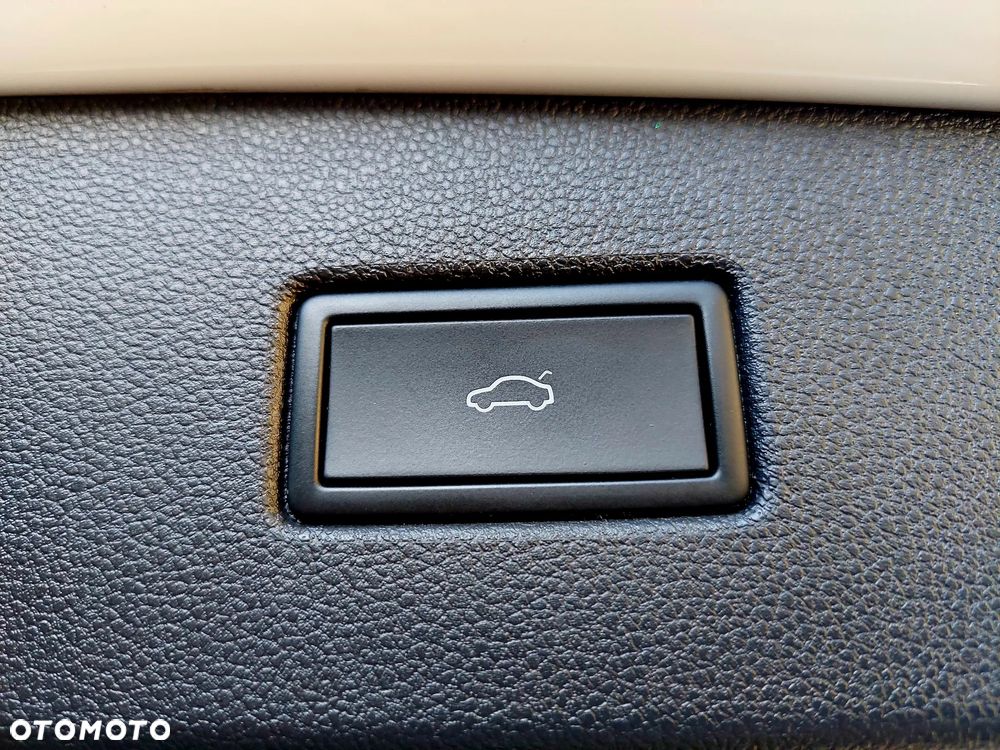 Volkswagen Tiguan - 22