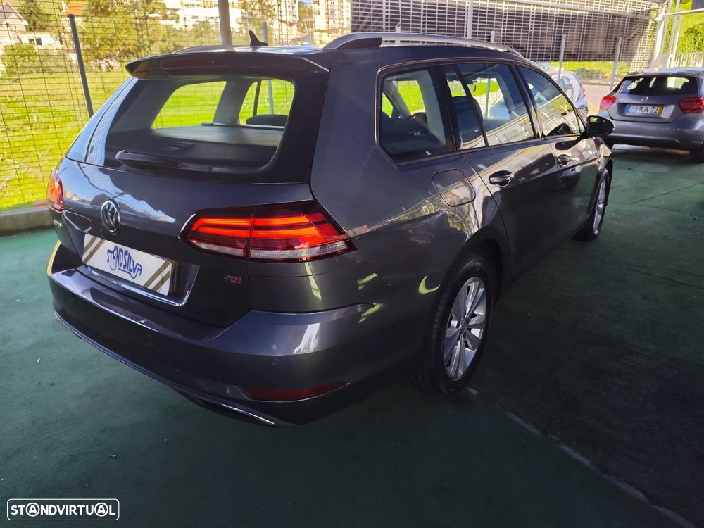 VW Golf Variant 1.6 TDi Confortline - 6