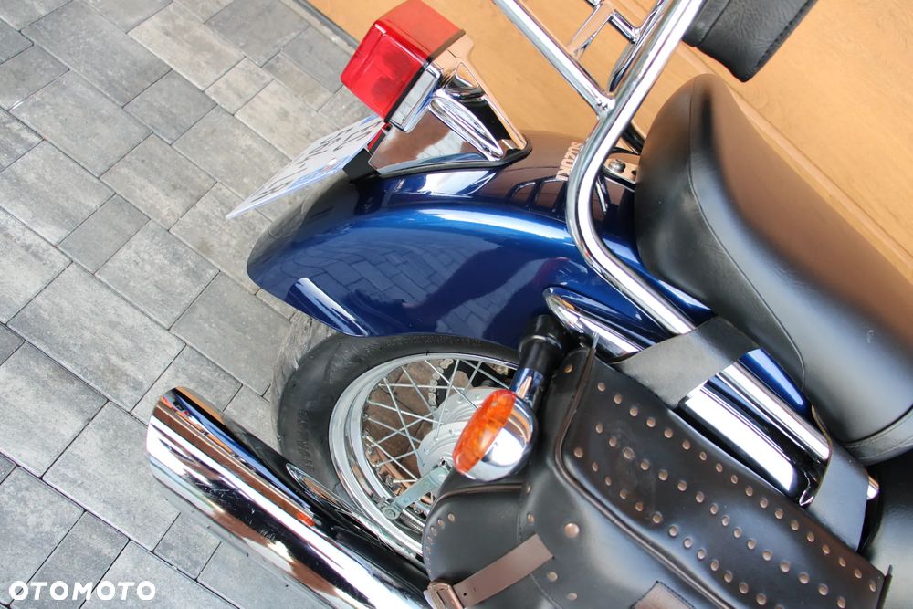 Suzuki Intruder - 16