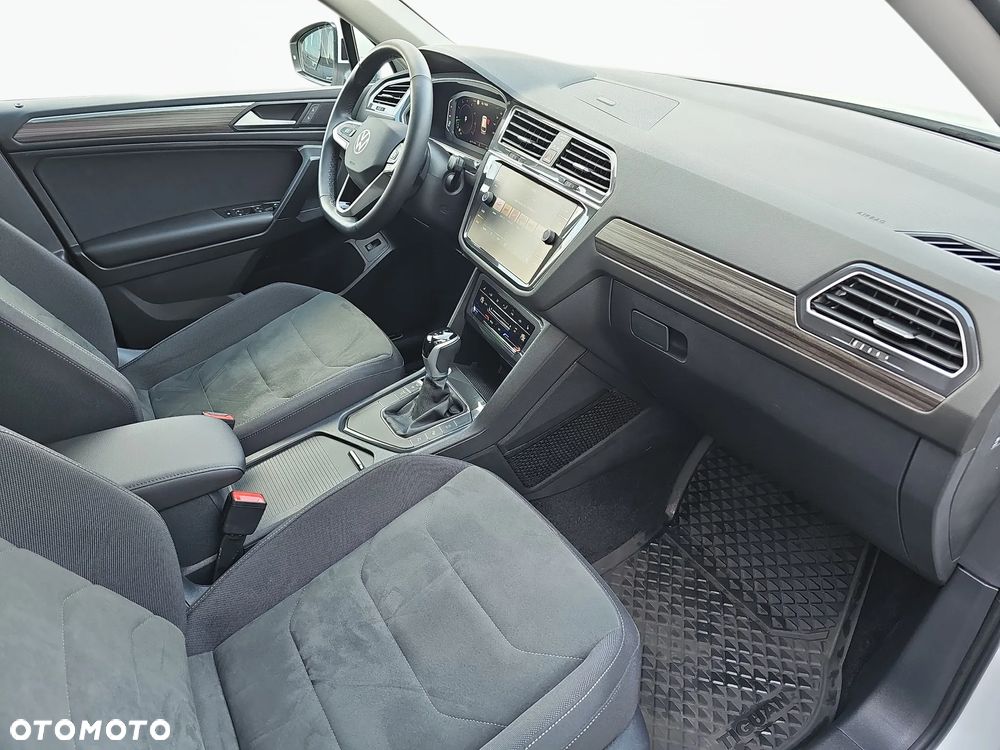Volkswagen Tiguan Allspace 1.5 TSI EVO Elegance DSG - 25
