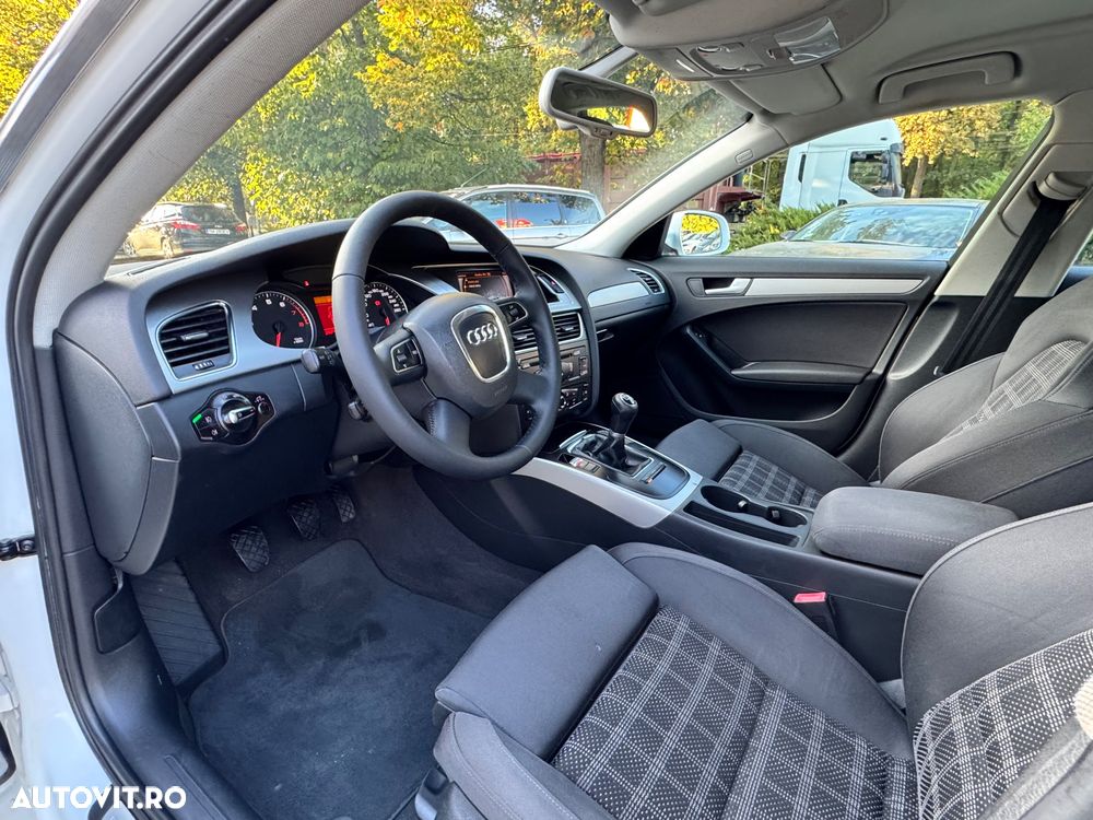Audi A4 Avant 1.8 TFSI Attraction - 11