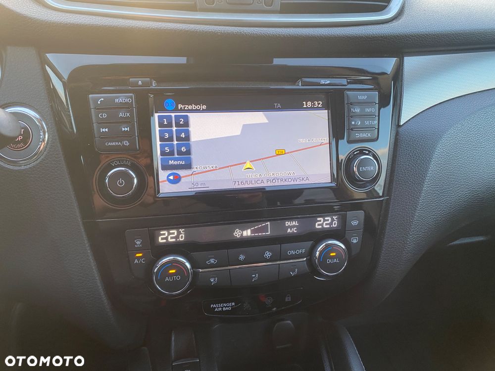 Nissan Qashqai 1.6 DIG-T Tekna+ - 36