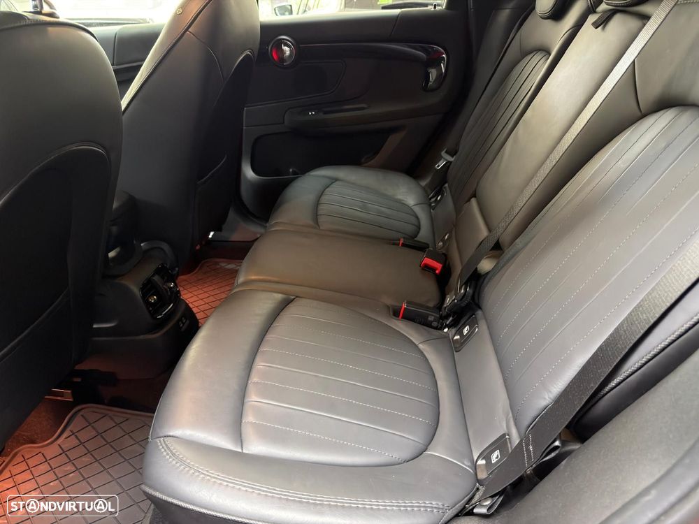MINI Countryman Cooper SE ALL4 Auto - 57