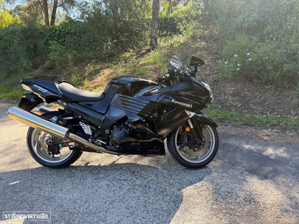 Kawasaki ZZR 1400 - 9