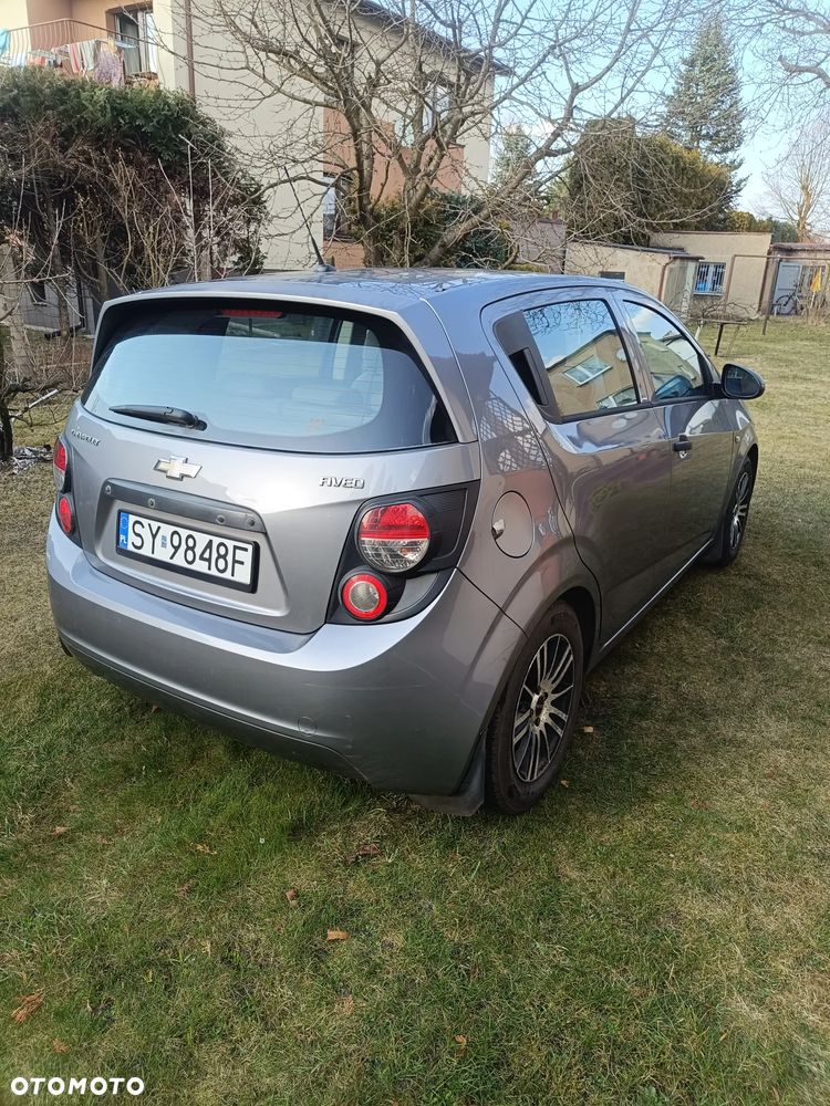 Chevrolet Aveo 1.2 LT - 4