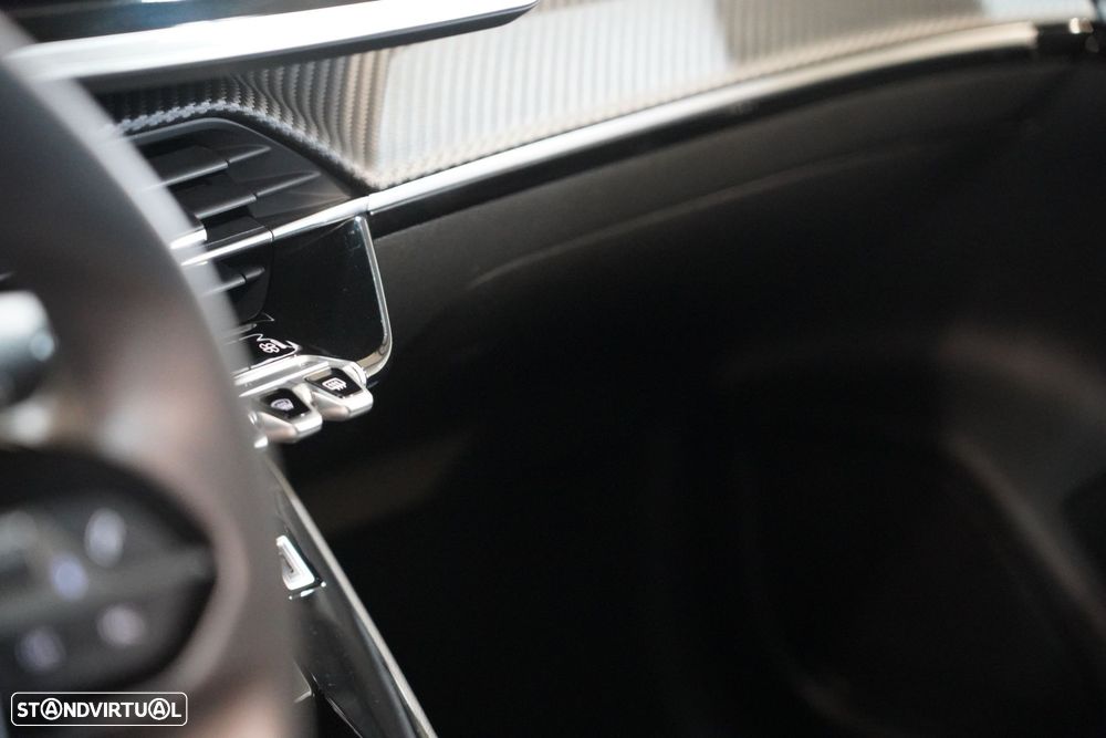 Peugeot 208 - 19