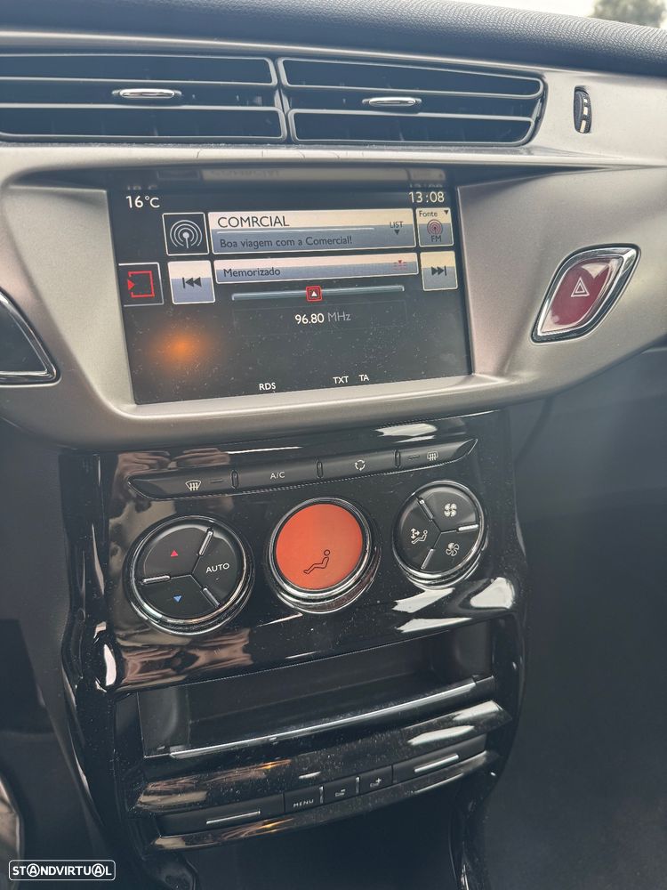 Citroën C3 1.2 PureTech Shine - 9