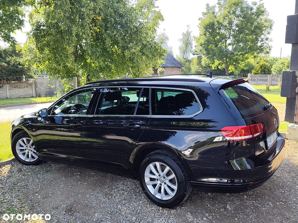 Volkswagen Passat 2.0 TDI (BlueMotion Technology) DSG Comfortline - 4