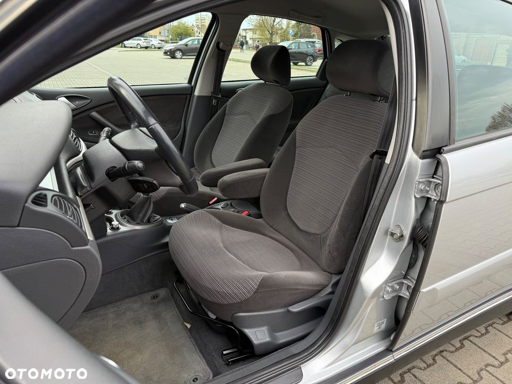 Citroën C5 II 1.8i 16V - 6