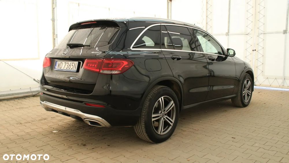 Mercedes-Benz GLC 200 d 4-Matic Business Edition - 4