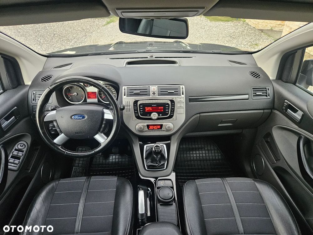 Ford Kuga 2.0 TDCi 4WD Titanium - 26
