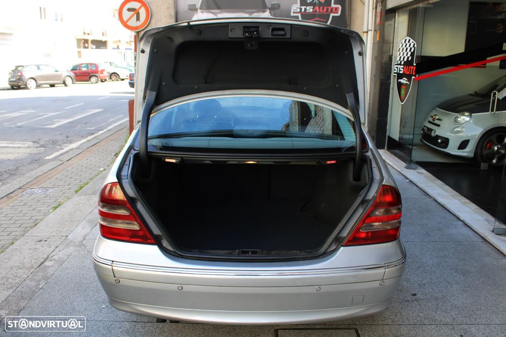 Mercedes-Benz C 220 CDi Avantgarde - 44