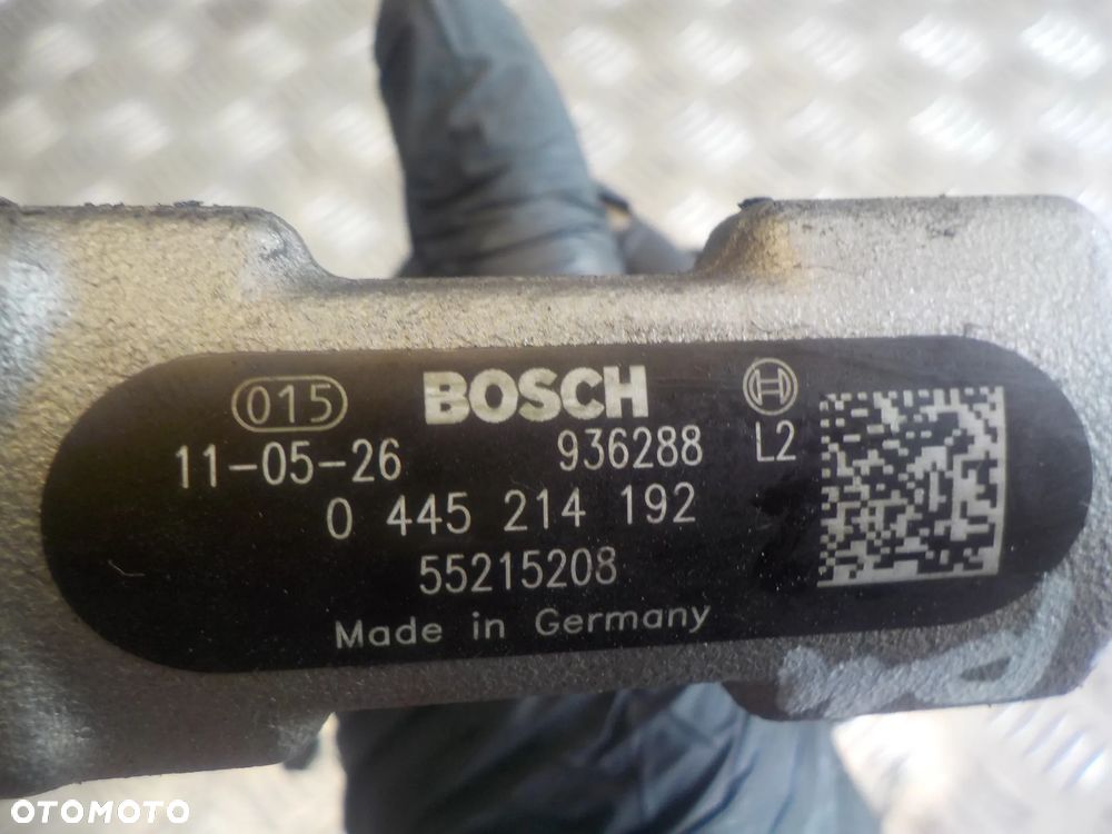 ALFA ROMEO GIULIETTA 2.0 JTD LISTWA WTRYSKOWA 0445214192 - 3