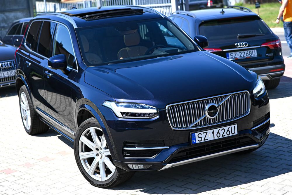 Volvo XC 90 D5 SCR AWD Inscription 7os - 29