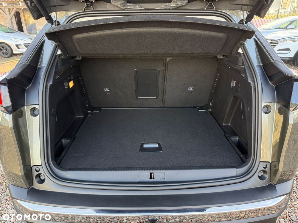 Peugeot 3008 1.5 BlueHDi Active S&S EAT8 - 13