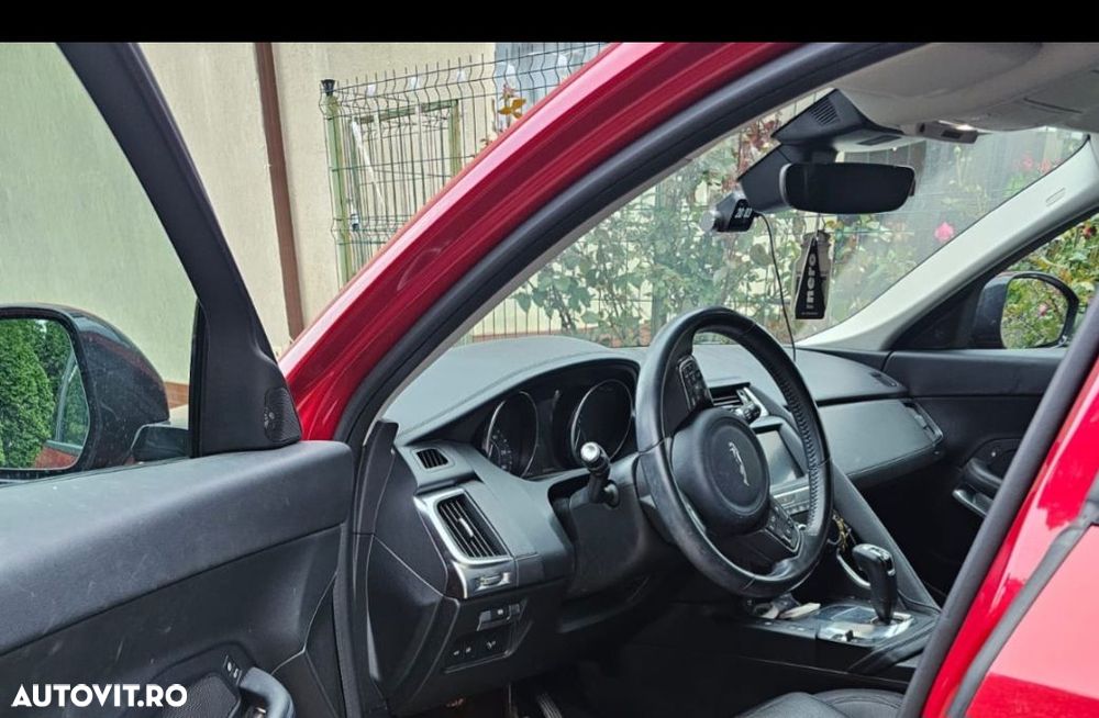 Jaguar E-Pace D150 AWD S - 2