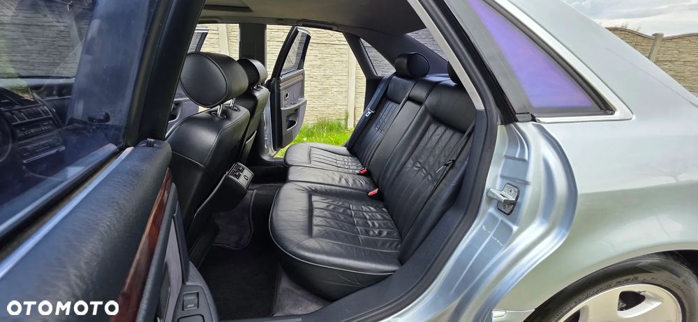 Audi A8 - 20