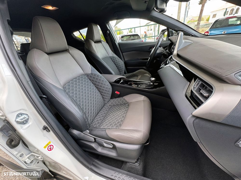 Toyota C-HR 1.8 Hybrid Exclusive+P.Luxury - 34