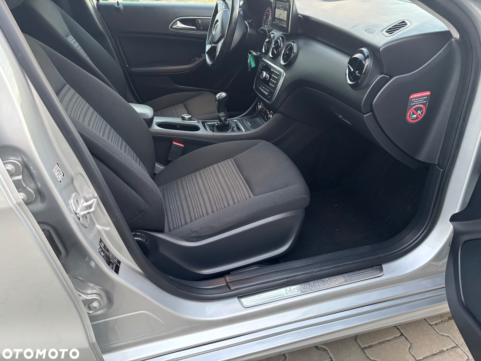 Mercedes-Benz Klasa A 180 CDI (BlueEFFICIENCY) Style - 17