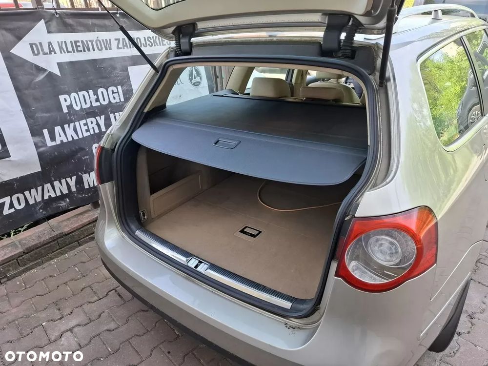 Volkswagen Passat 2.0 FSI Highline - 7