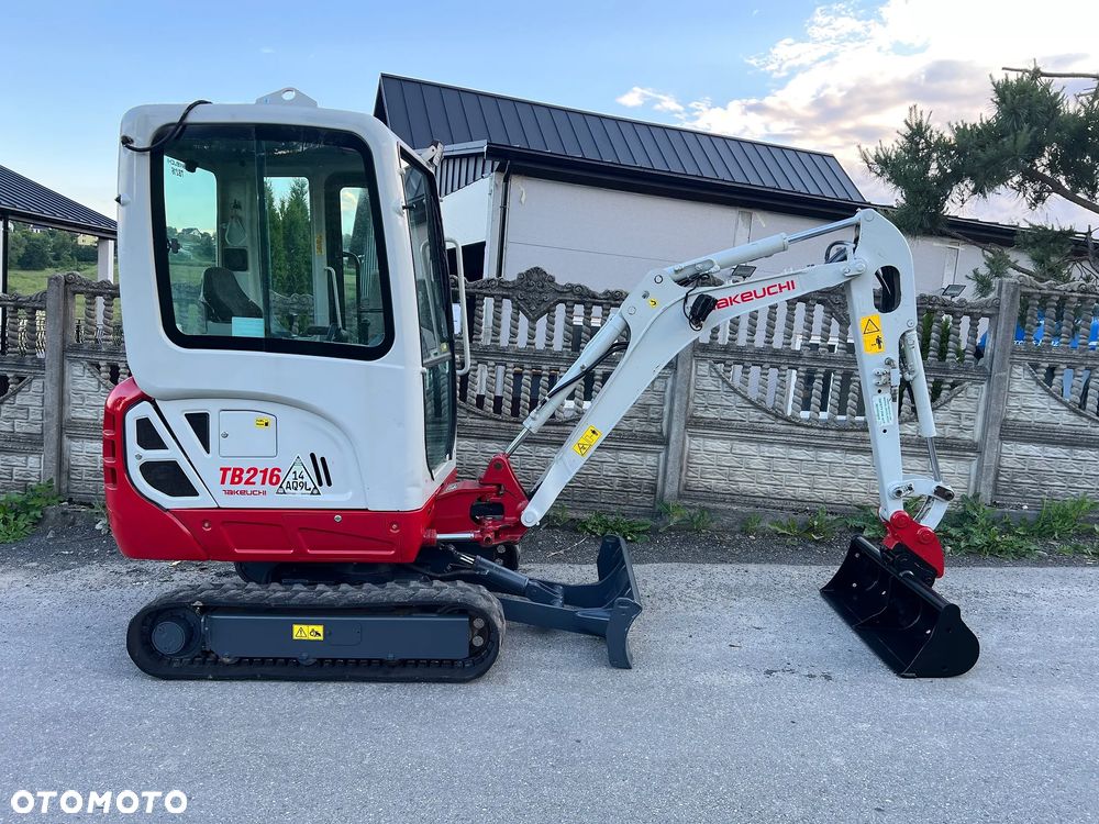 Takeuchi TB216 | Minikoparka TAKEUCHI TB 216 | 2 Tony | Rozsuwane Gąsienice | Stan PERFEKCYJNY | Mini Koparka | - 3