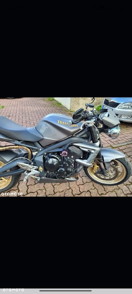 Triumph Street Triple - 3