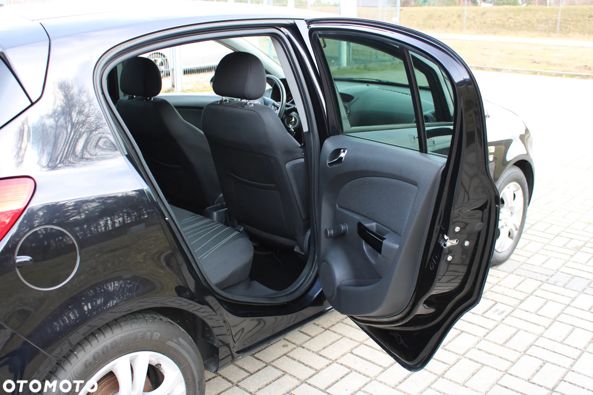 Opel Corsa - 30