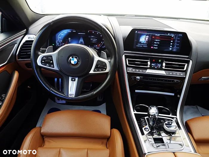 BMW Seria 8 M850i xDrive - 23