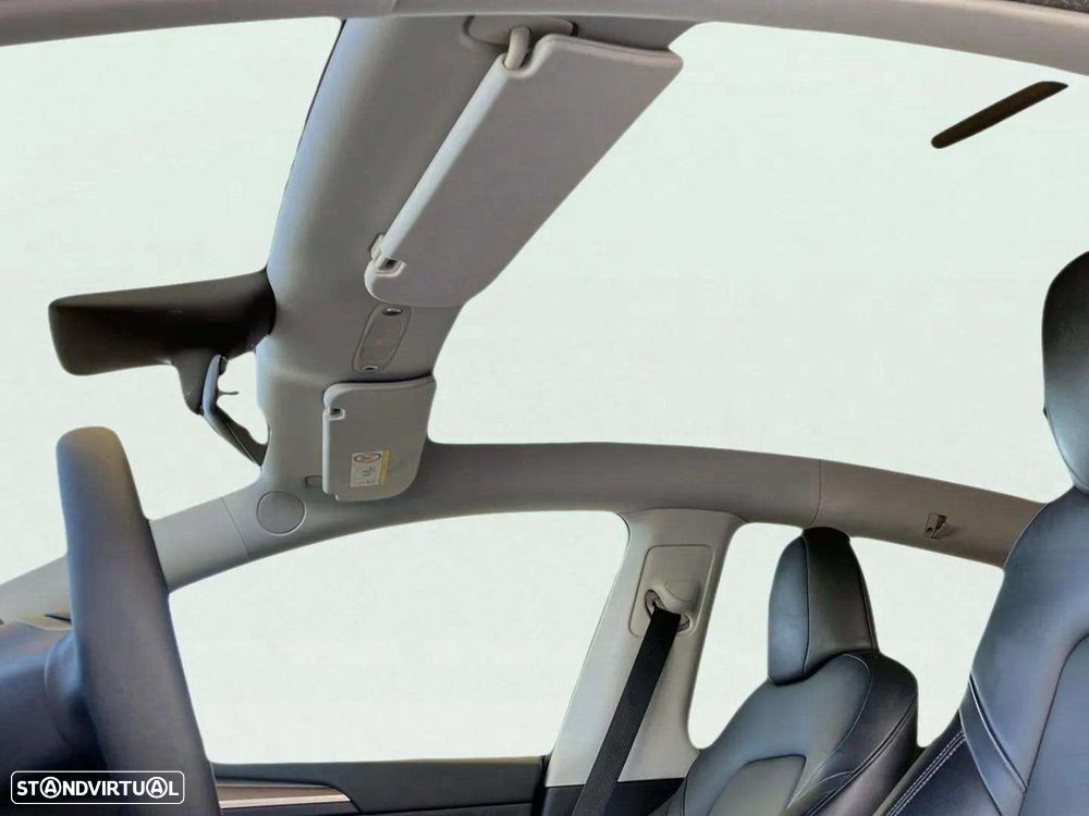 Tesla Model Y Tração Traseira - 21