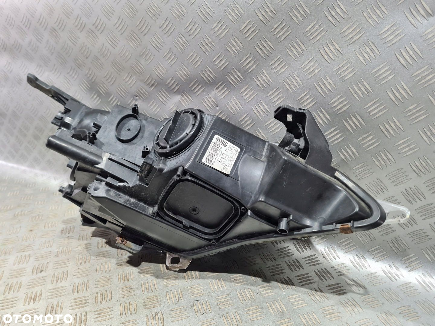 LAMPA LEWA PRZEDNIA ASTRA J GTC CASCADA ANGLIK - 6