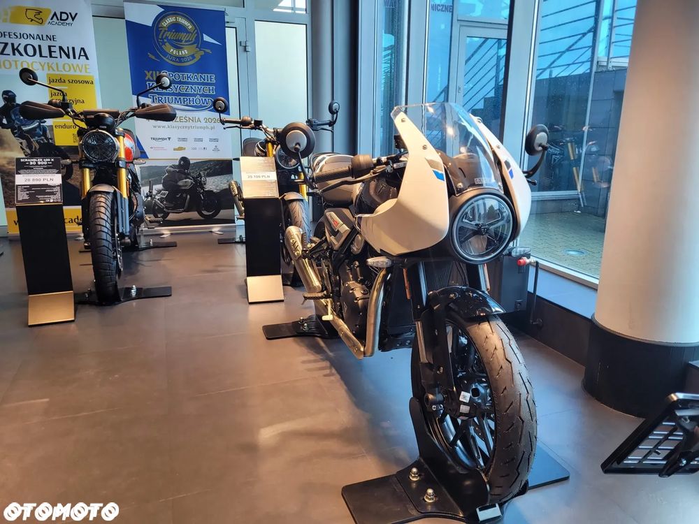 Triumph Thruxton - 5
