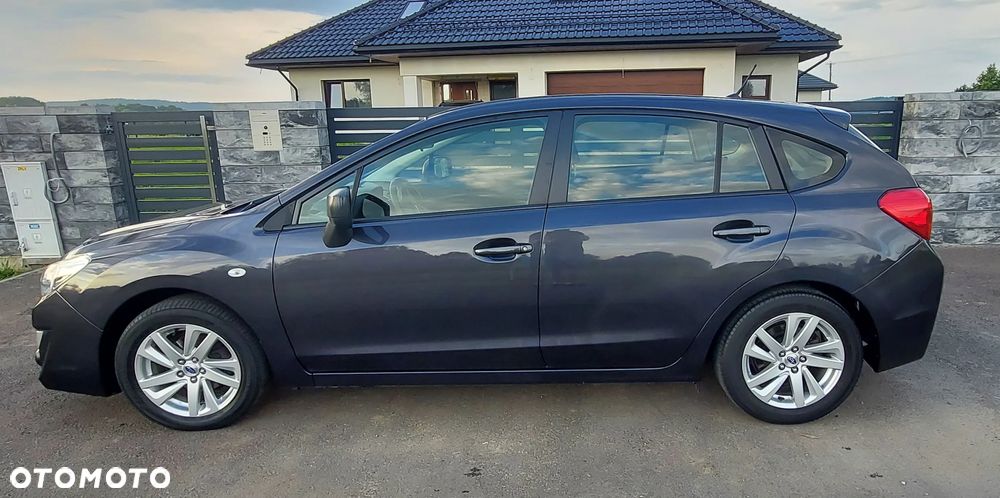 Subaru Impreza 2.0i Active - 6