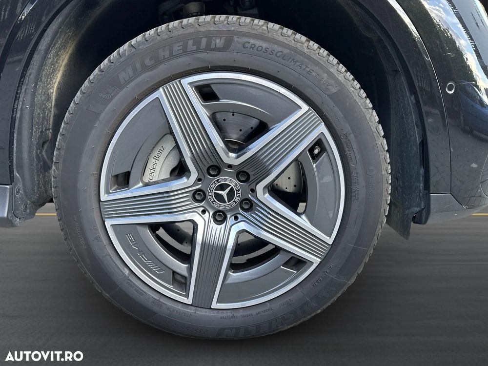 Mercedes-Benz GLC 300 e 4Matic 9G-TRONIC AMG Line - 16
