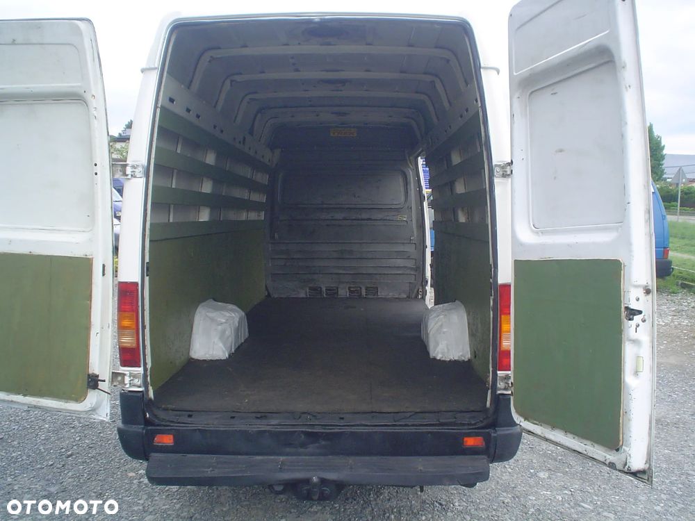 Mercedes-Benz SPRINTER - 6