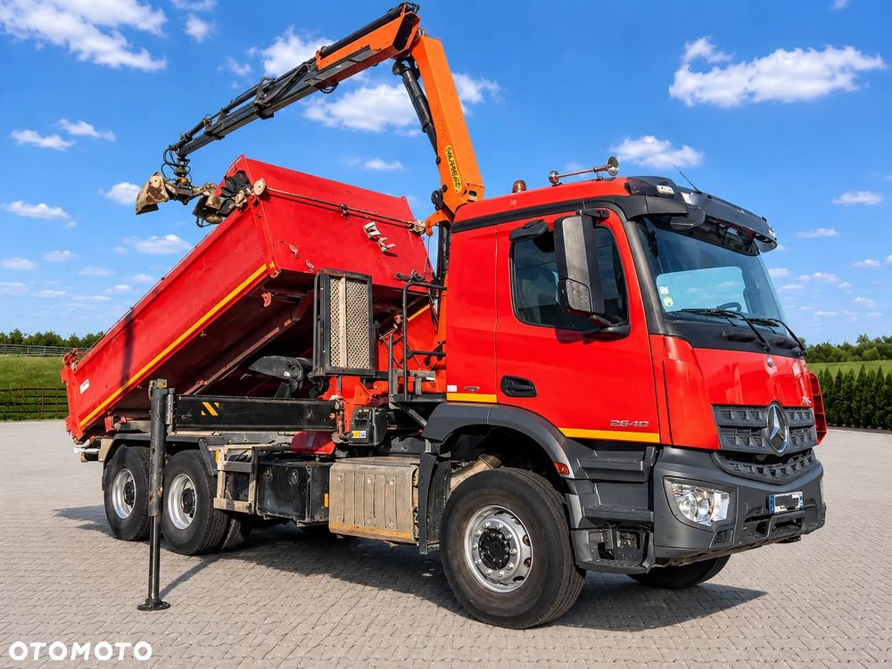 Mercedes-Benz Arocs