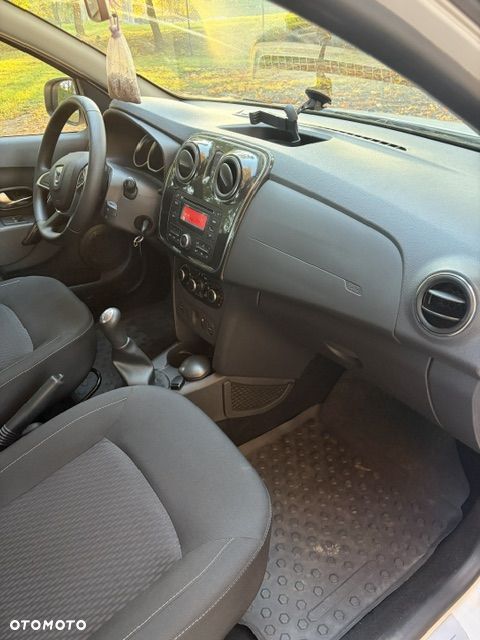 Dacia Sandero - 24